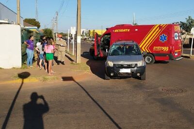 Imagem da notícia Ciclista é atropelada em avenida de Chapadão do Sul